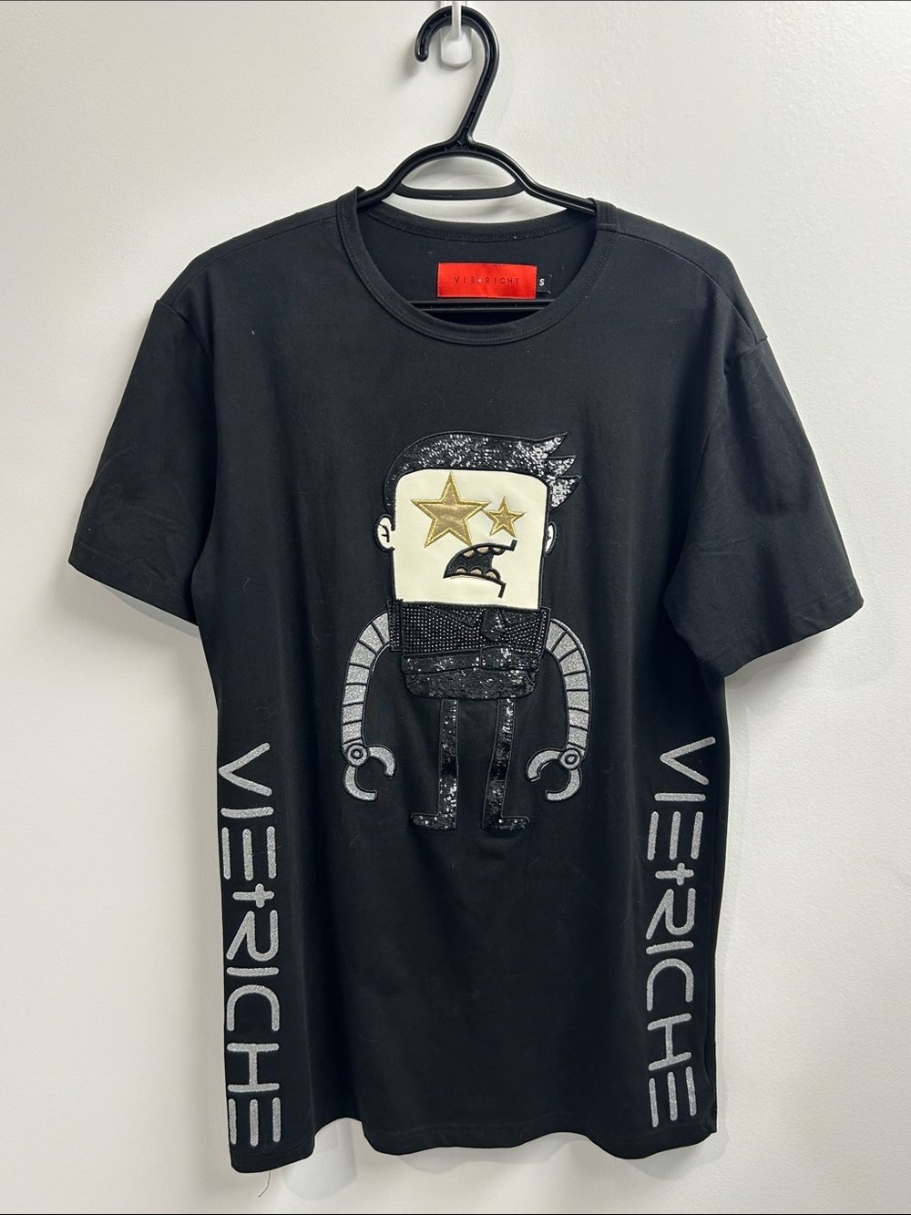 Vie + Riche Black Graphic Crewneck T-Shirt